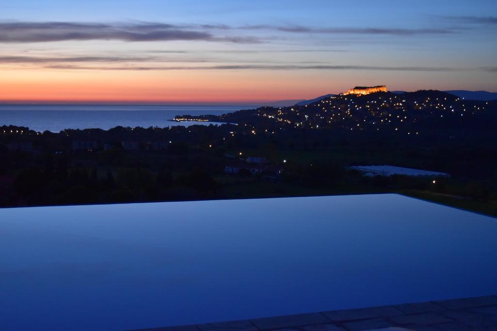 Villa Molivos Views 미팀나 외부 사진