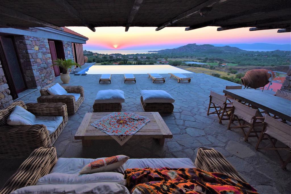Villa Molivos Views 미팀나 외부 사진